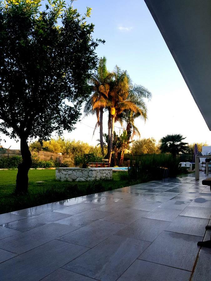 Casa Vacanza Le Tre Palme Apartment Флоридия Екстериор снимка